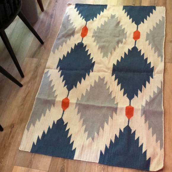 NWT West Elm Phoenix Wool Dhurrie Rug in Regal Blue & Other Gorgeous Desert Hues - Picture 1 of 6